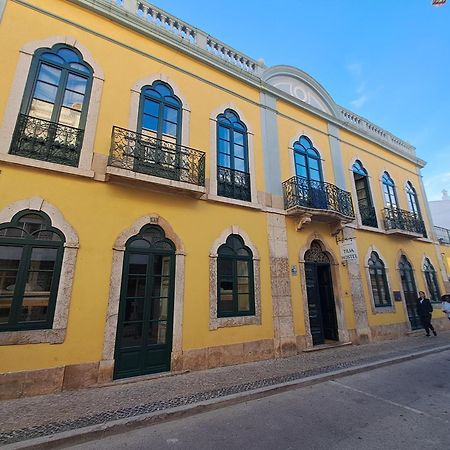 Tilia Hostel Faro Bagian luar foto