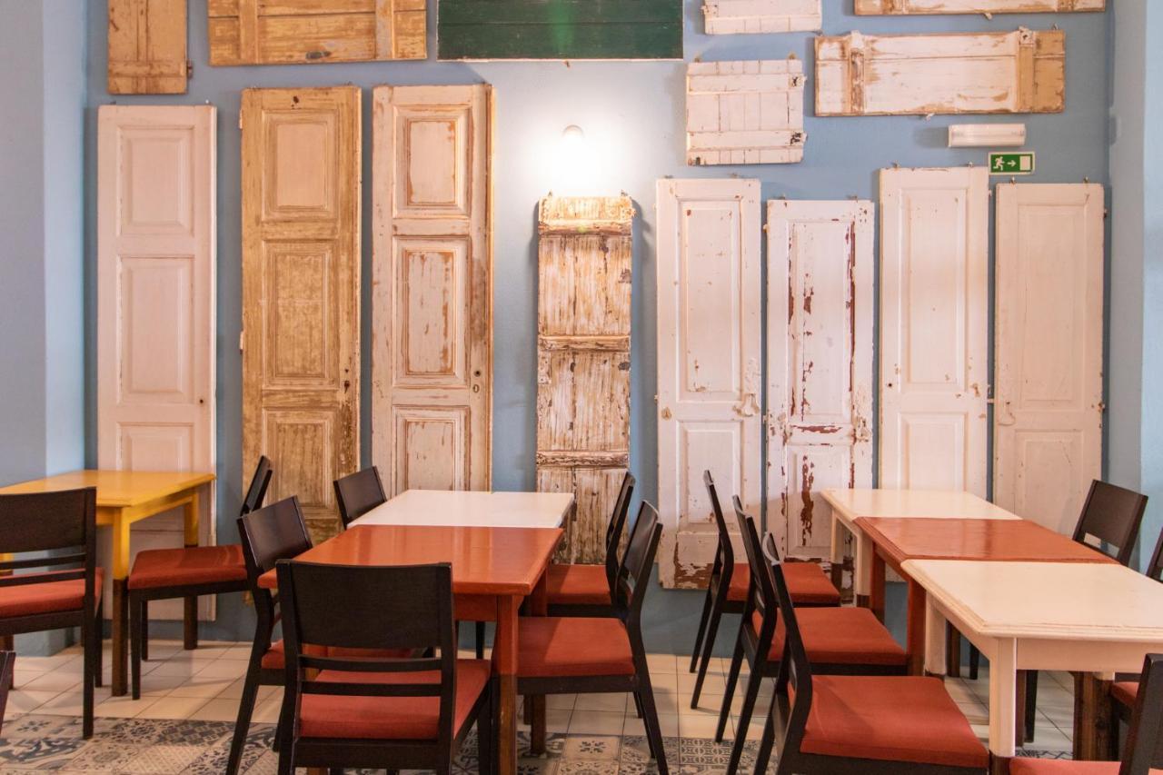 Tilia Hostel Faro Bagian luar foto