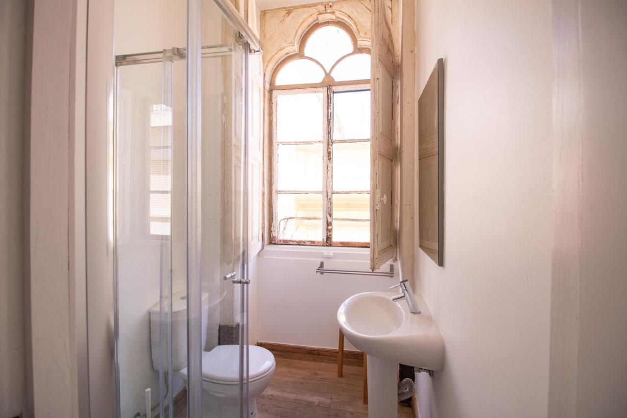 Tilia Hostel Faro Bagian luar foto