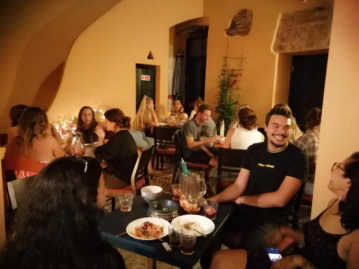 Tilia Hostel Faro Bagian luar foto